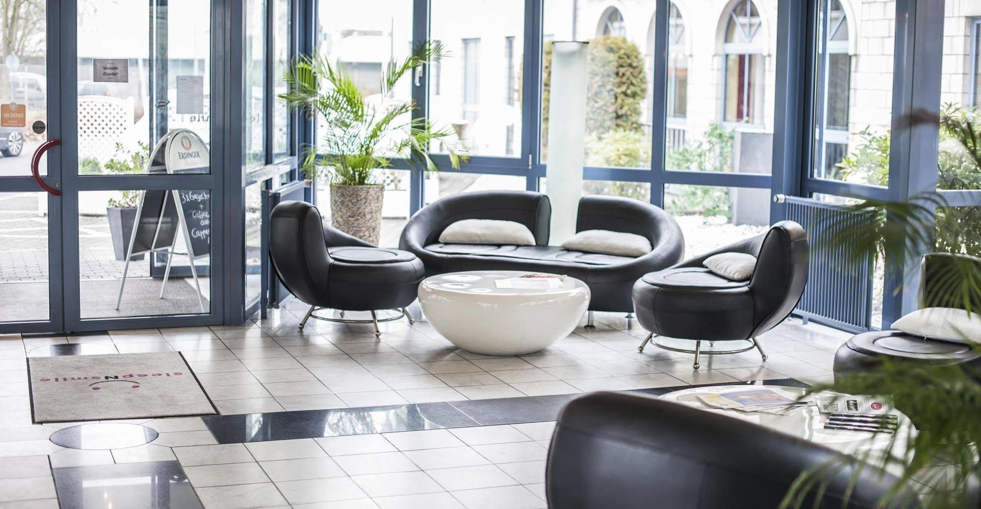 Stargaze Forum Hotel Duesseldorf-Hilden Esterno foto